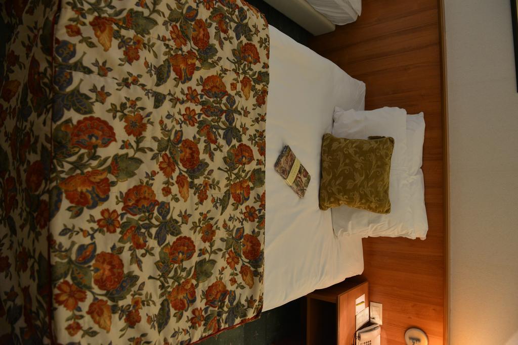 Hotel Karpos Skopje Bagian luar foto
